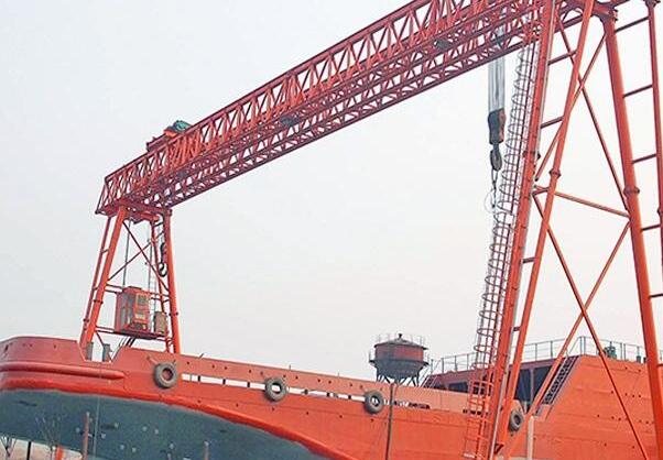 900噸造船門式起重機(jī) 900噸造船門式起重機(jī)