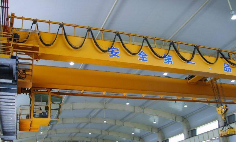 橋式起重機(jī) 橋式起重機(jī)