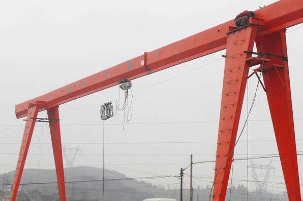 龍門(mén)吊有哪些設(shè)備機(jī)構(gòu)?都是怎么進(jìn)行工作的?