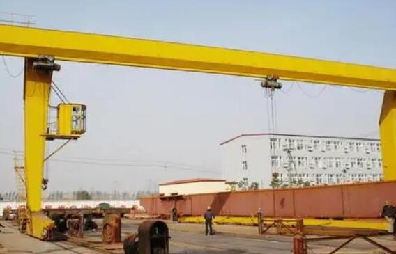 龍門吊零件損壞就應該及時維修 龍門吊零件損壞就應該及時維修