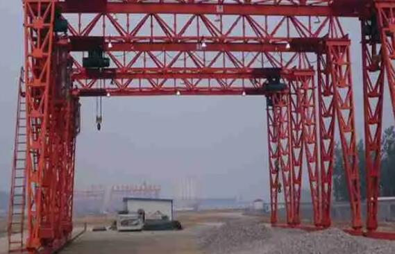 龍門吊的結(jié)構(gòu)特征有很多種，都有哪些特性？