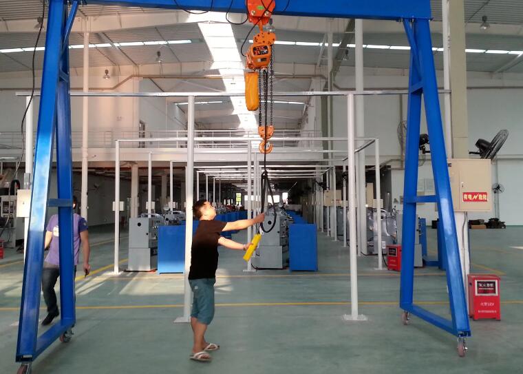 簡(jiǎn)易龍門吊5噸價(jià)格多少?哪里的生產(chǎn)廠家可靠 簡(jiǎn)易龍門吊5噸價(jià)格多少?哪里的生產(chǎn)廠家可靠