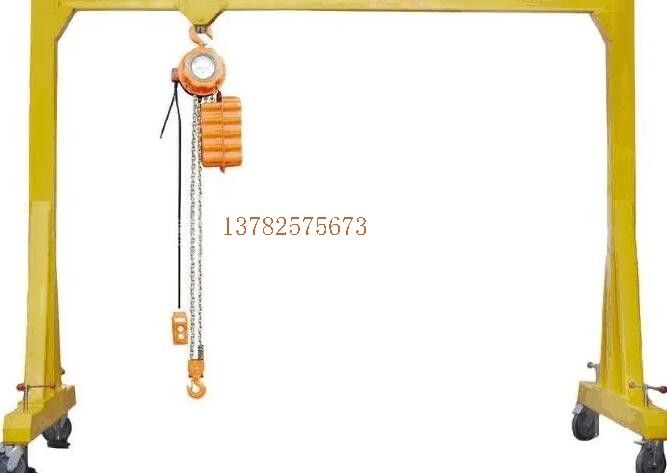 大中小型龍門吊的結(jié)構(gòu)繁雜，簡(jiǎn)易龍門吊有什么優(yōu)勢(shì)？