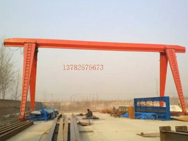 環(huán)境保護(hù)是當(dāng)今社會(huì)的重要議題，你知道如何在龍門吊操作中保證環(huán)境保護(hù)嗎？